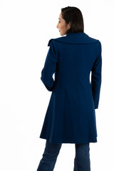 abrigo milka azul vista posterior mujer