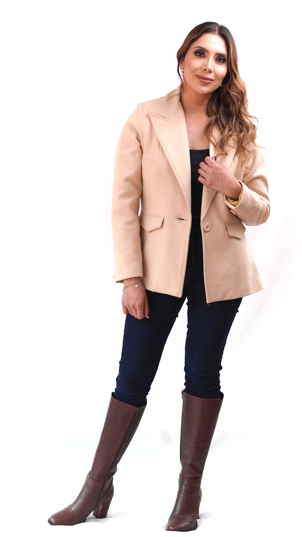 Abrigo clásico color arena para mujer Telani