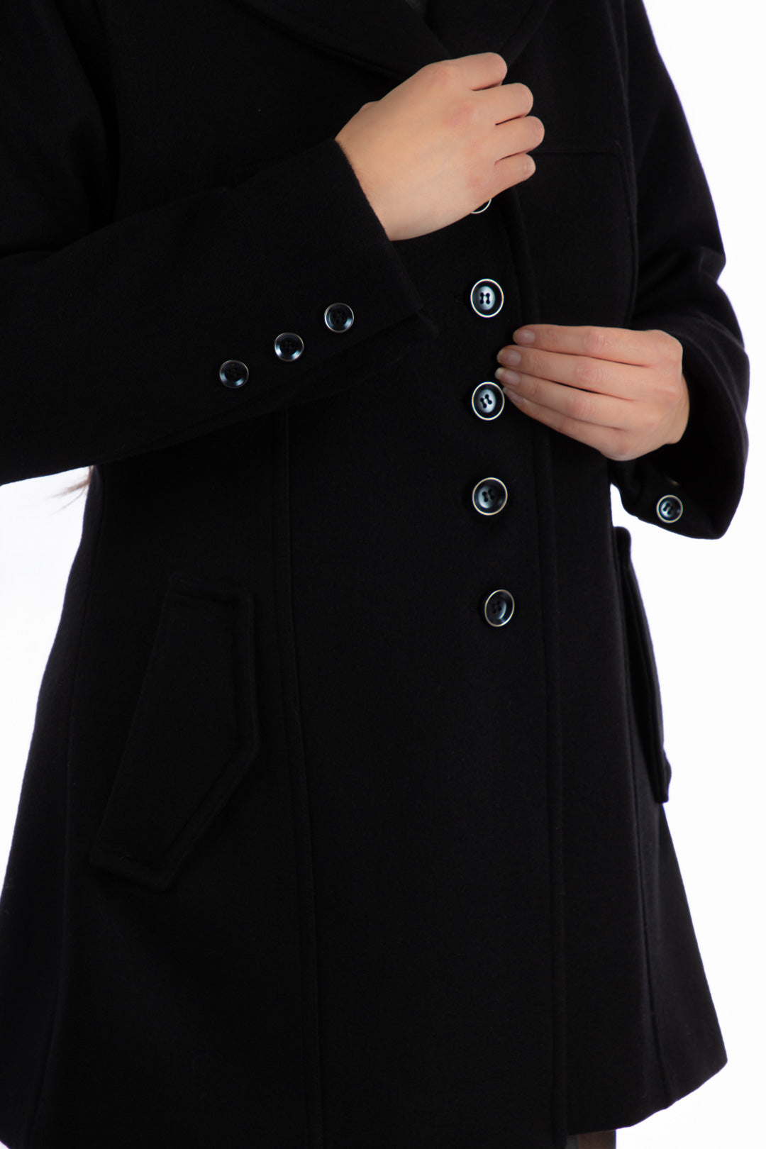 Abrigo Damaris Negro de Lana para Mujer | Elegancia Ejecutiva Telani